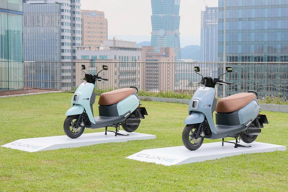 Yamaha CUXiE 純電機車登場，搭載 Gogoro 換電系統、分單雙電池兩版