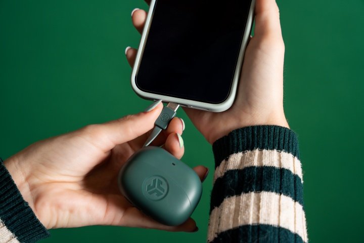 JLab 一口氣推出 Go Pods ANC、JBuds Pods ANC 真無線耳機及 Go Lux ANC 耳罩式耳機，價格 2 千有找