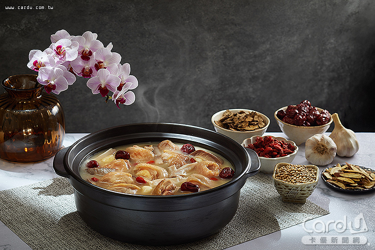 星級養生湯在家進補　鱈場蟹鍋物秋日暖胃