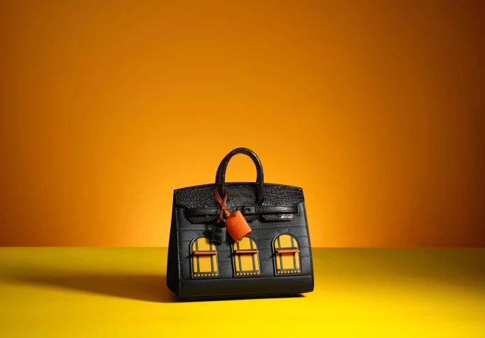Faubourg Birkin 的誕生，靈感源自愛馬仕位於 巴黎 Rue du Faubourg Saint-Honoré 24 號的旗艦總店。