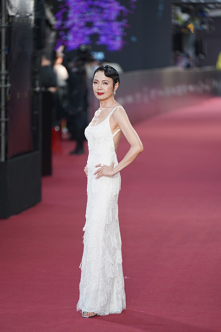 2025金鐘紅毯髮型趨勢亮點10：復古極短髮