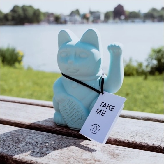 天空藍，射手座【DONKEY PRODUCTS】Maneki - Neko 幸運繽紛招財貓 - 藍 生日禮 禮物 好友 好運 祝福 療癒