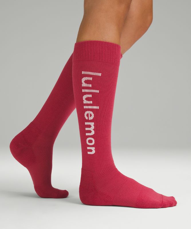 Daily Stride Comfort Knee-High Socks Size Medium