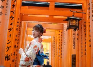 京都伏見稻荷大社｜千本鳥居、狐狸御守等伏見稻荷一日遊！伏見稻荷開放時間/傳說由來/交通地圖/必買必吃/和服推薦