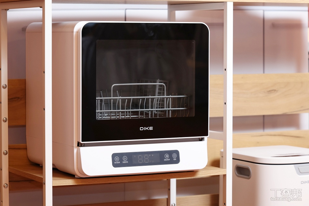 DIKE 擴大生活家電布局，推出新一級能效除濕機與廚房三寶