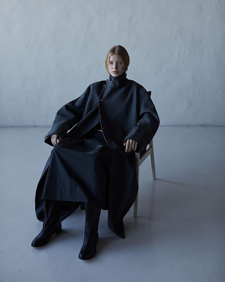 村田晴信（Harunobu Murata）的個人品牌設計風格非常極簡，是備受矚目的日本新銳設計師