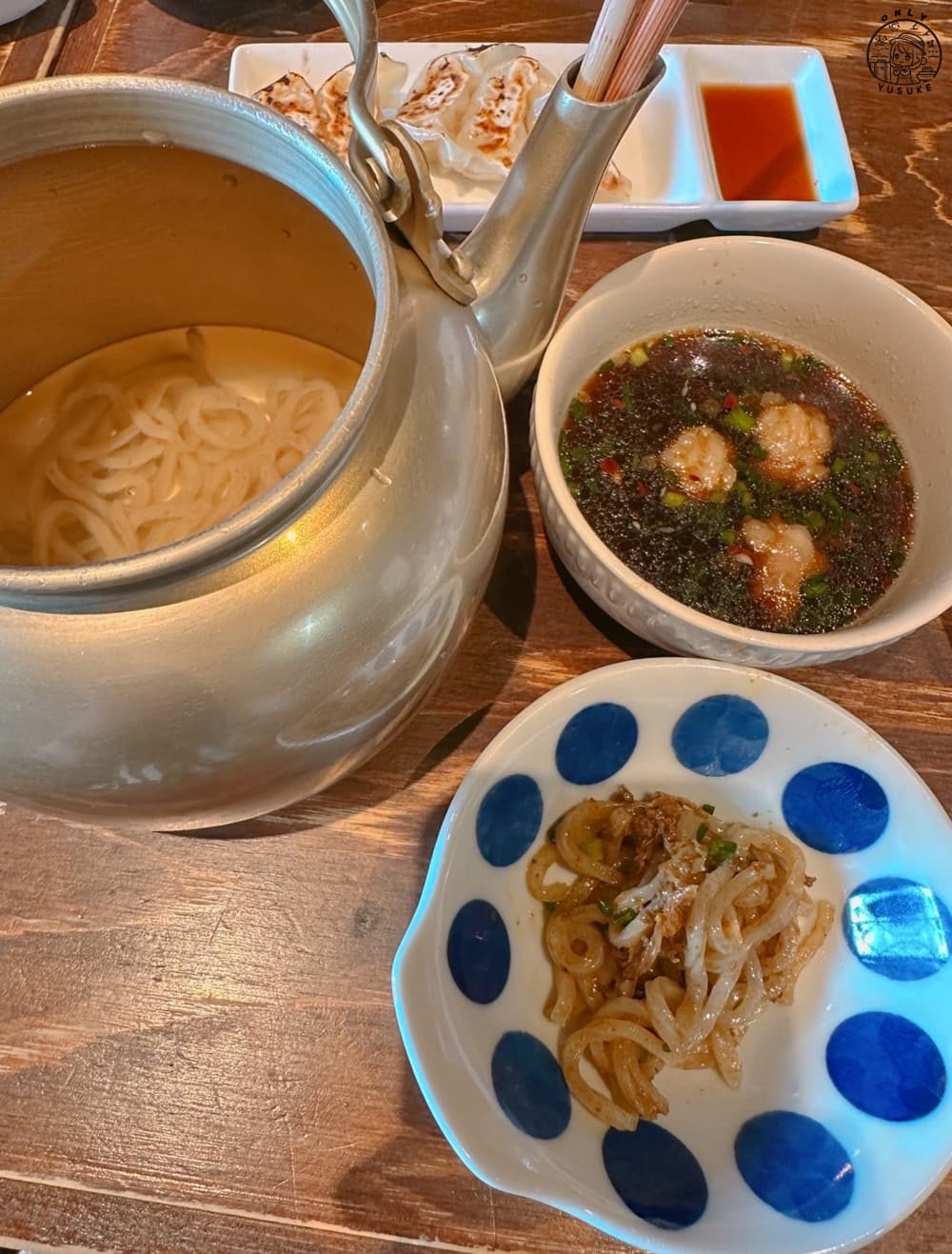 もつずぼらうどん 牛腸烏龍麵