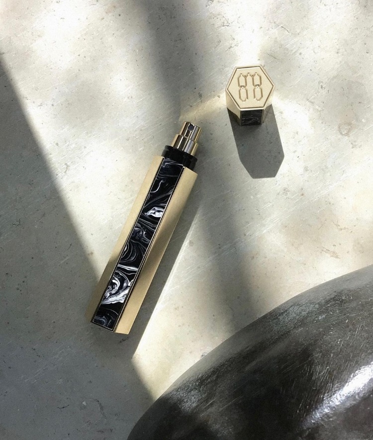 Ex Nihilo 陸角旅行瓶／7.5ml，NTD3,400（不含香水）