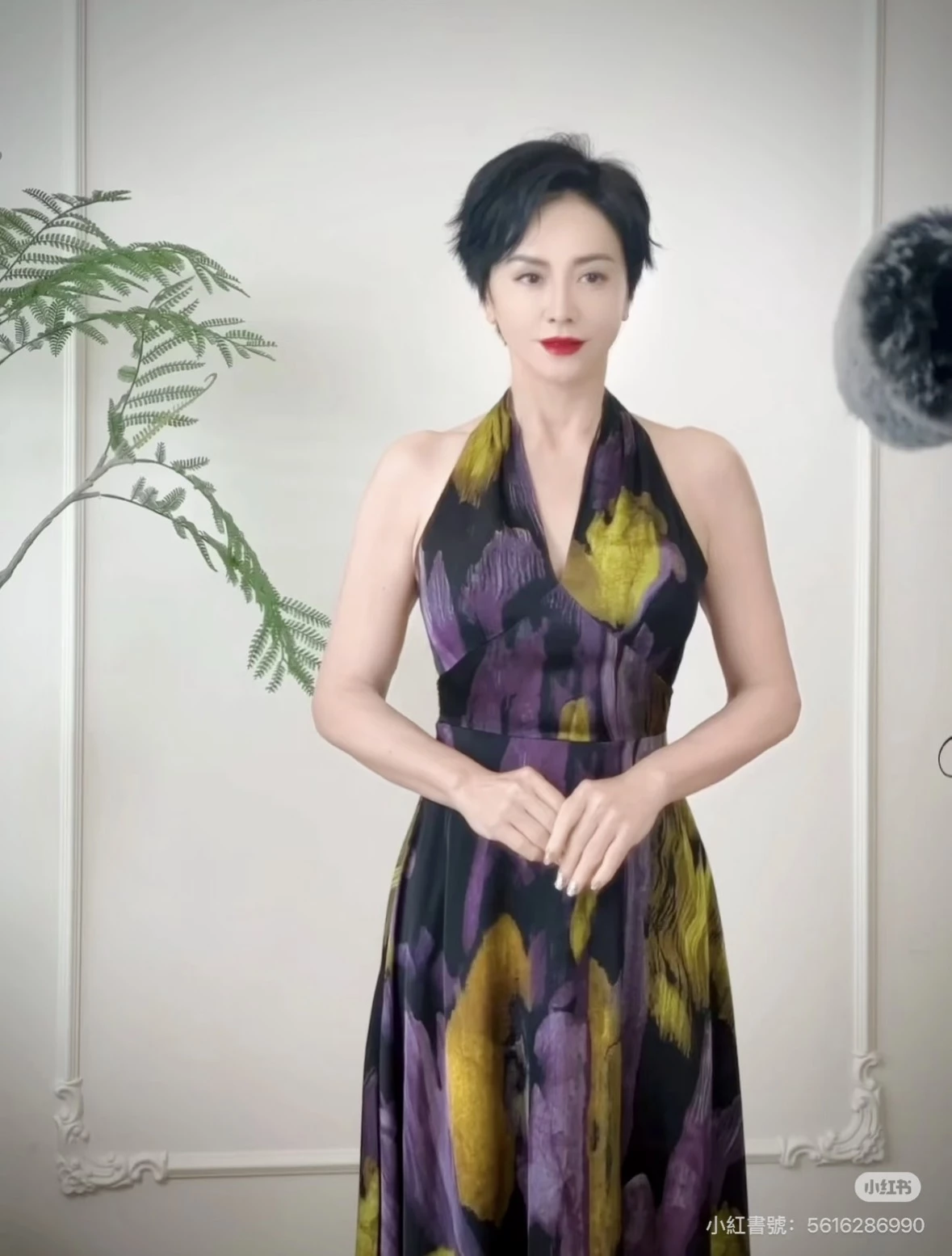 58歲田麗減齡短髮造型5款推薦！《逐玉》極短髮、魚尾鮑伯到木馬捲，50歲熟齡髮型示範 | LINE購物