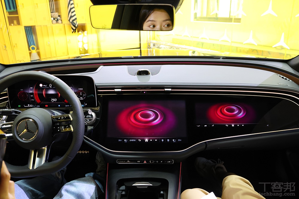 Mercedes Benz 五大聰明科技，自動停車、輔助駕駛、乘車五感升級