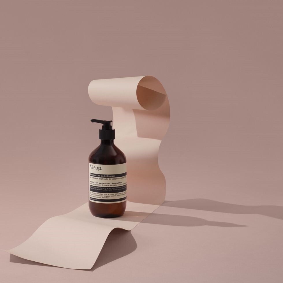 2024香氛沐浴乳推薦！Jennie同款TAMBURINS超香、diptyque把經典杜桑變成沐浴油