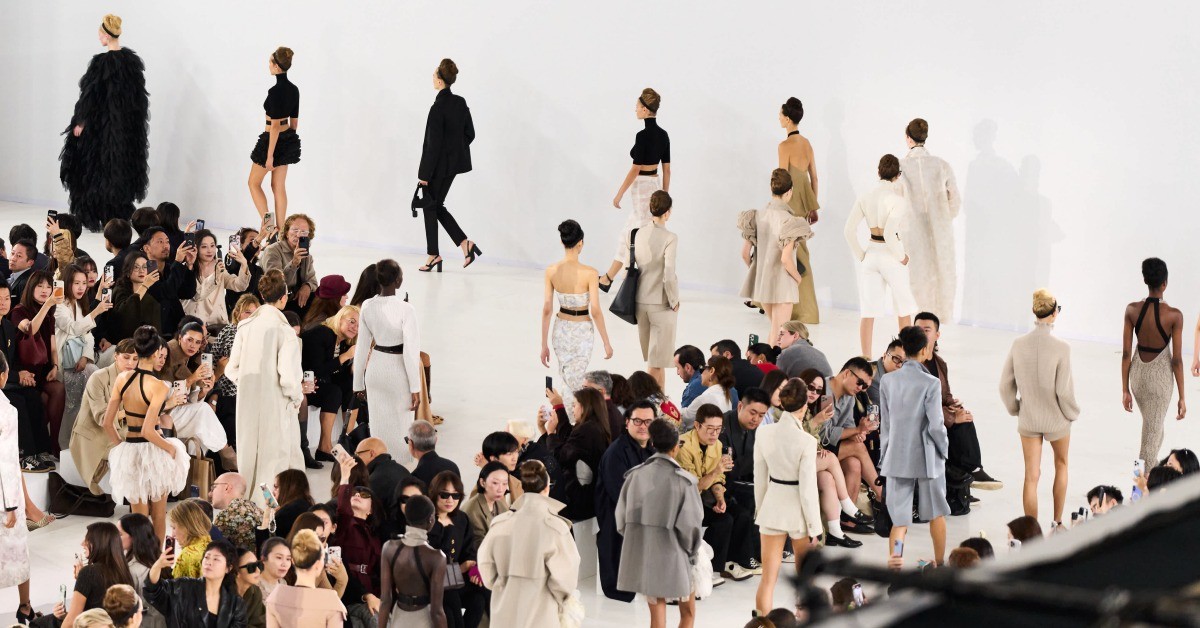 Max Mara 2026春夏大秀：經典大衣、套裝再變奏，5大亮點解析
