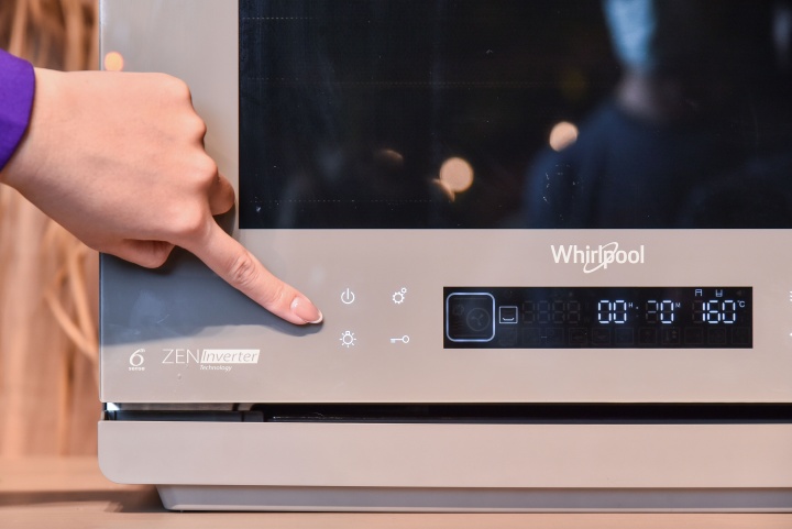 惠而浦 COLORIS 8 合 1 變頻氣炸蒸烤微波爐在台上市！洗碗機、洗乾衣機、清淨除濕機全面發表