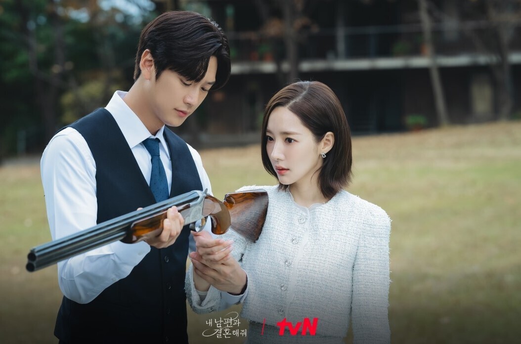 Line戲劇春節聲量排行榜TOP10！《我的大叔》第6，《愛愛內含光》第3，冠軍沒人比得過