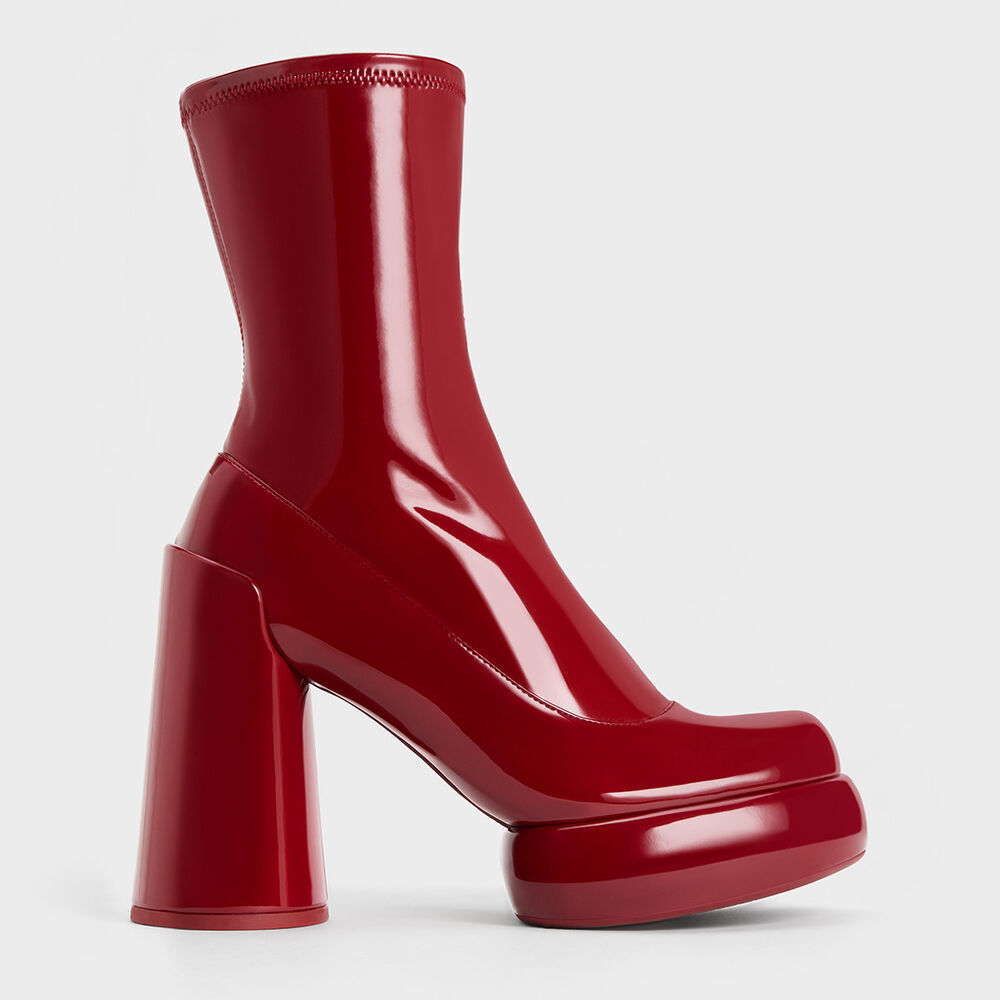 Darcy 漆皮粗跟短靴