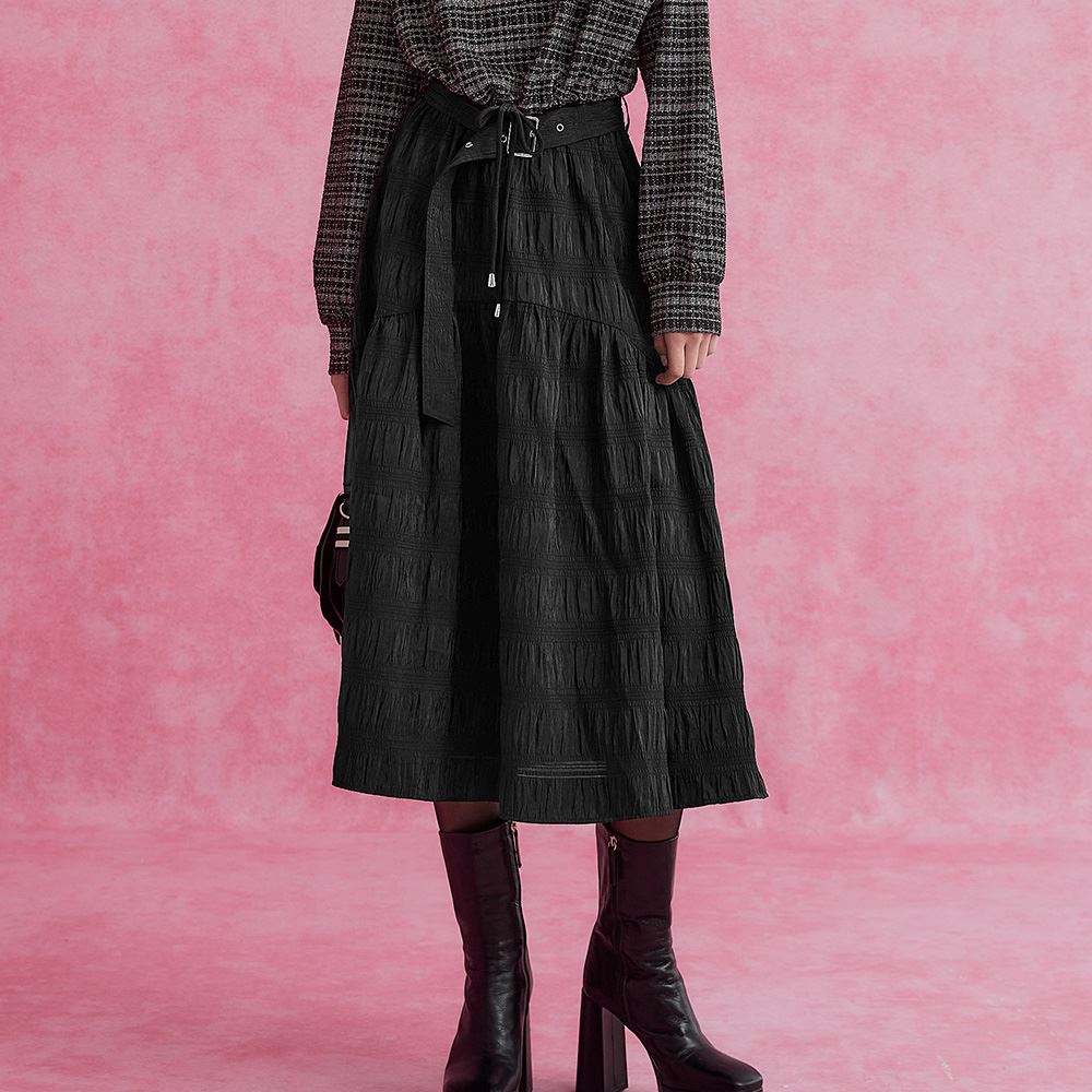 OUWEY歐薇 哥德風壓皺紋理長裙