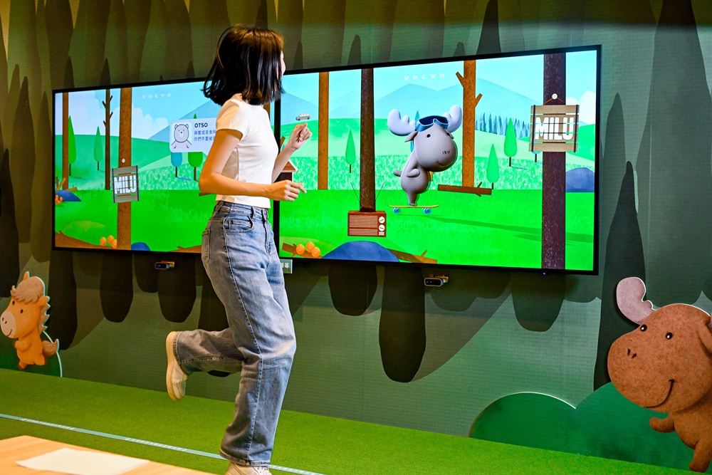 VOLVO 打造 MILU FIKA 期間限定咖啡館，XC40 Recharge 現場展出、還可以體驗客製化活動