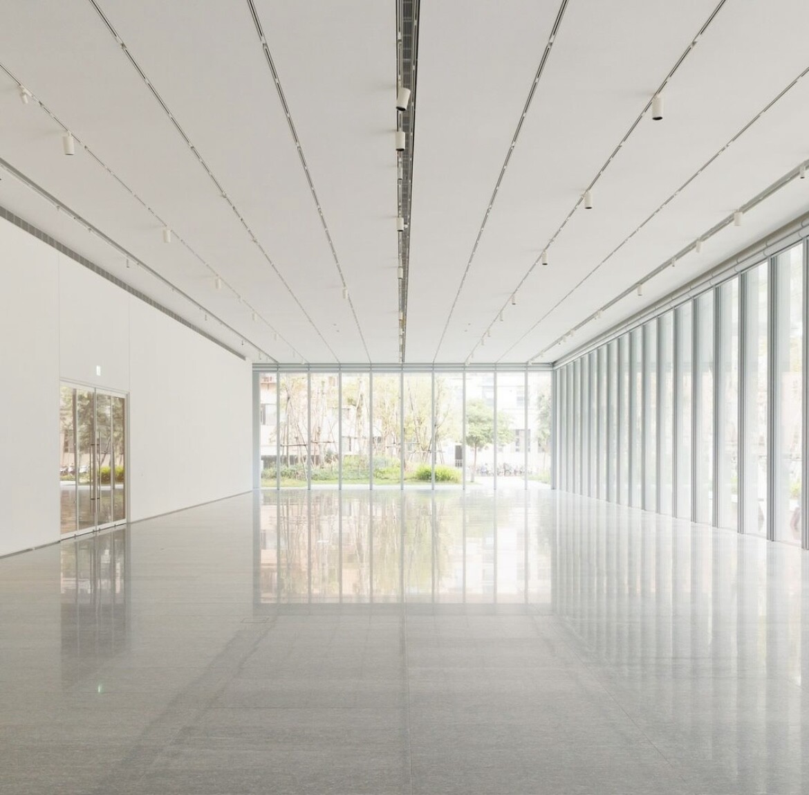 台北新地標「富邦美術館」開幕！打卡獲獎建築師純白超美建築、世界級展品價值20億！
