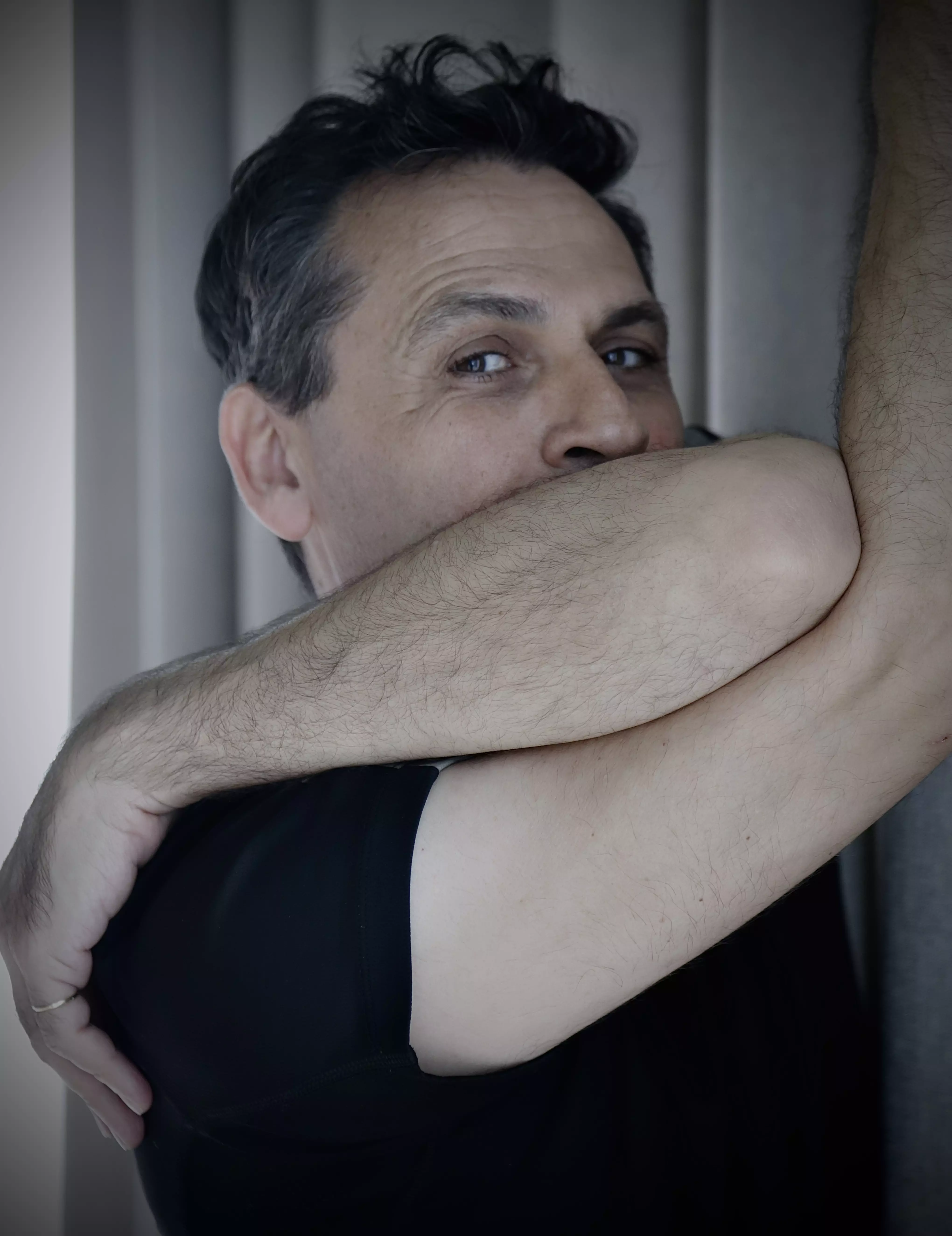 舞團彩排總監 Daphnis Kokkinos Photo Credit  © _César Vayssié