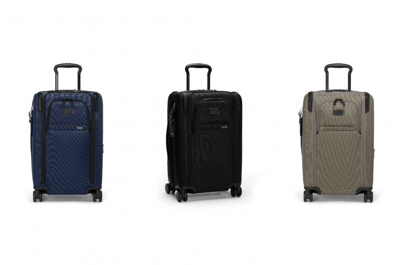 TUMI Alpha系列 雙向開口可擴展登機箱／37,400元（圖／品牌提供）