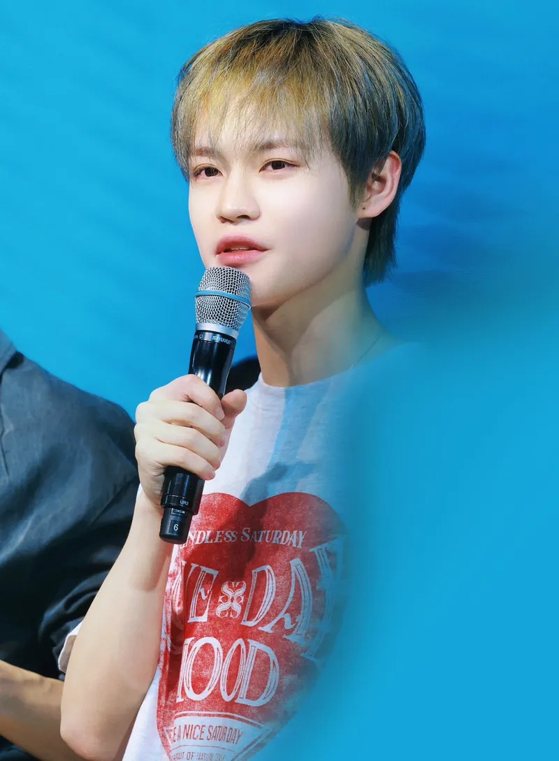 值得一提的是，這款還是 NCT DREAM 鍾辰樂的同款。無論是想追星，還是單純喜歡復古風，這件都能滿足。