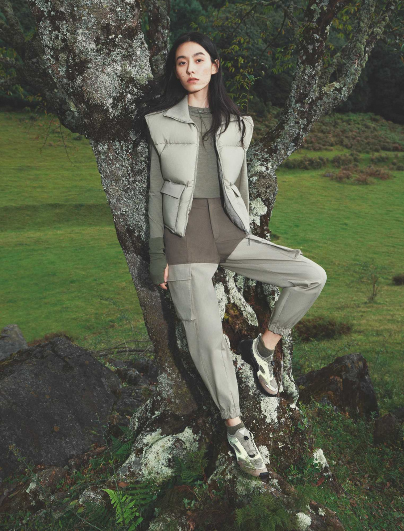 ECCO × NRL蓬鬆羽絨背心／12,800元（圖／品牌提供）