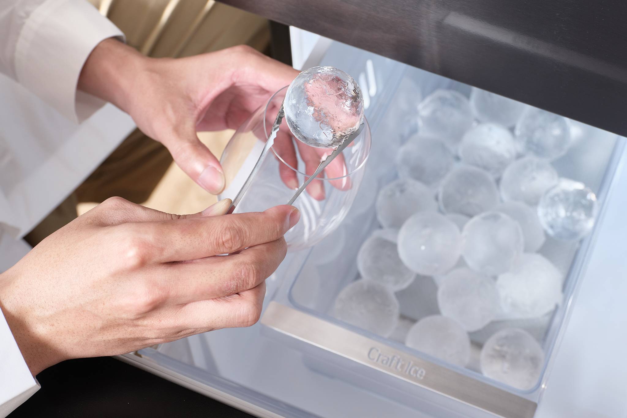 LG 推出 60 公分窄版敲敲看雙門冰箱，小空間也能輕鬆使用