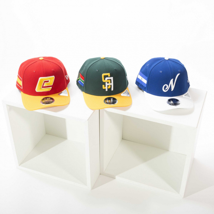 (左) 970 WBC SPAIN 西班牙 紅黃金／1,480元，(中)970 WBC S AFRICA 南非 深綠金黃／1,480元，(右) 970 WBC NICARAGUA 尼加拉瓜 藍白／1,480元（圖／品牌提供）