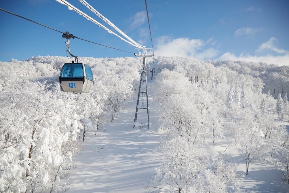 森吉山：搭乘阿仁滑雪場纜車，盡享四季之美