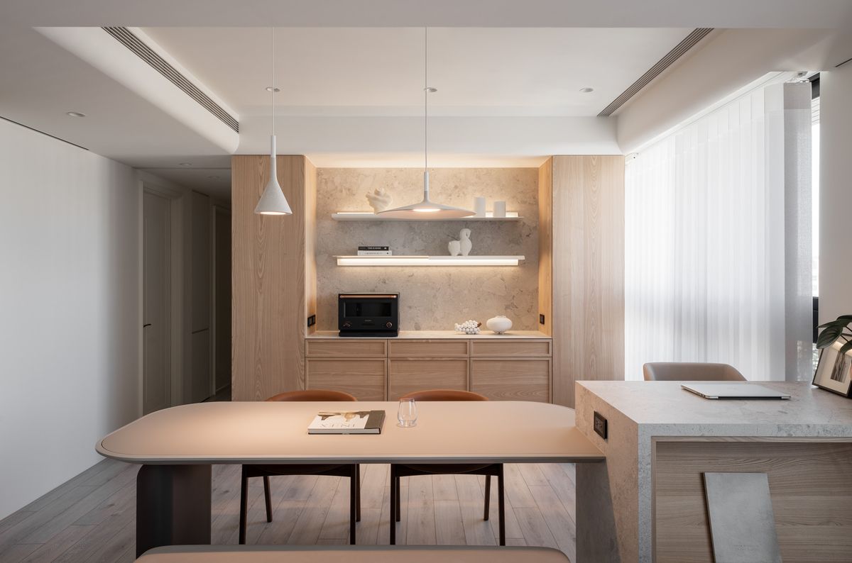 燈光設計美學；公領域；燈光配置；照明；住宅；居家；玄關；客廳；餐廳；廚房