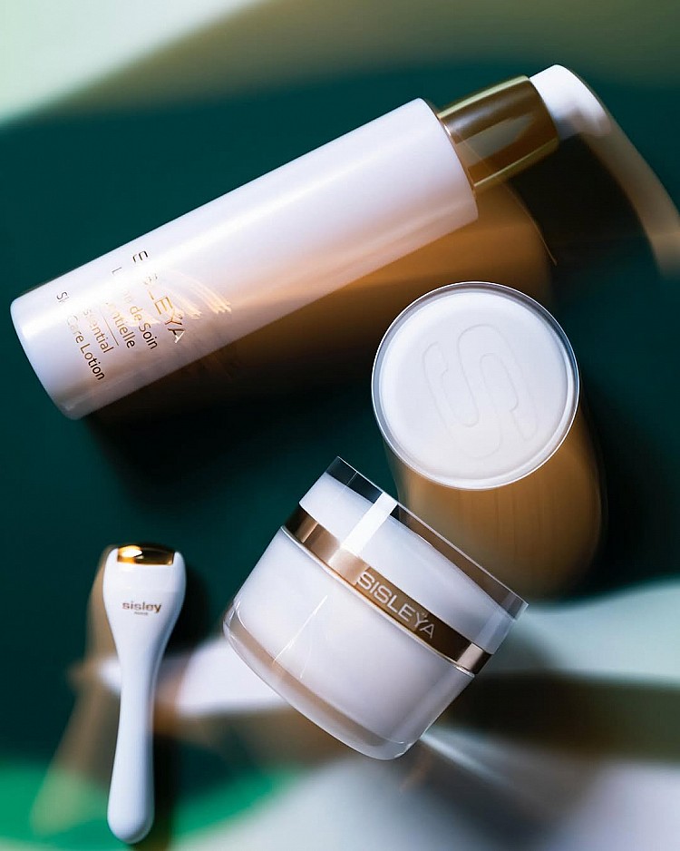 Sisleÿa 抗皺活膚御緻系列