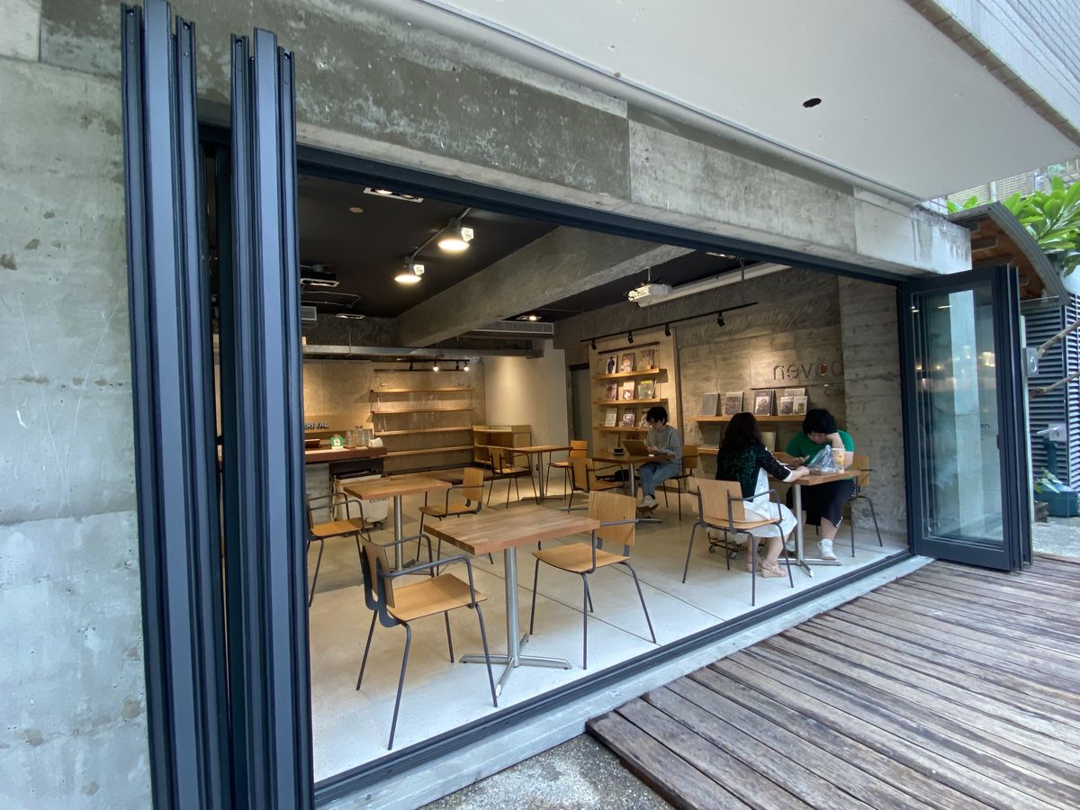 Boven雜誌圖書館；建築空間；室內設計