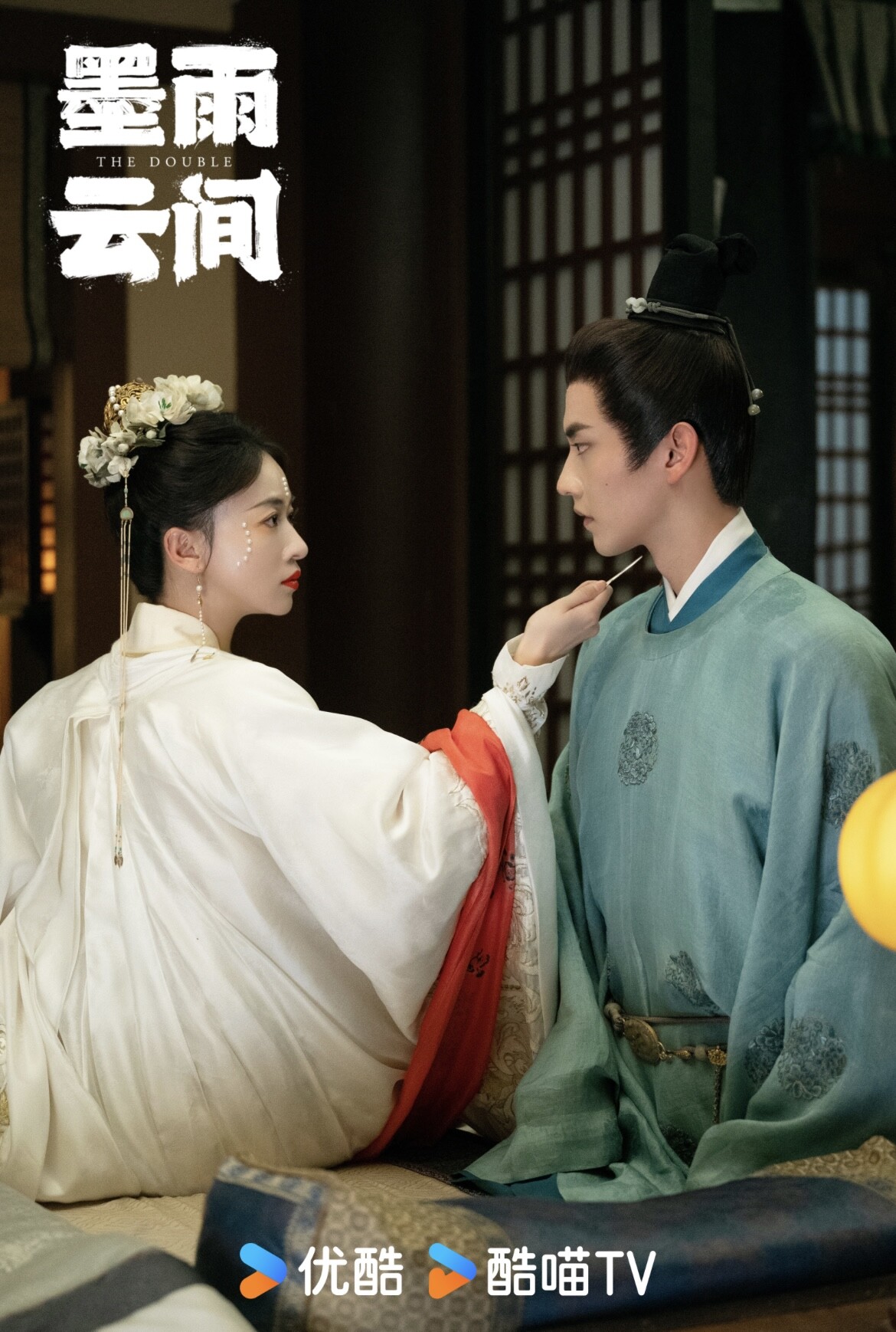 《墨雨雲間》開播六大評價：吳謹言復仇爽度超高、熱度登頂超越《狐妖小紅娘》！