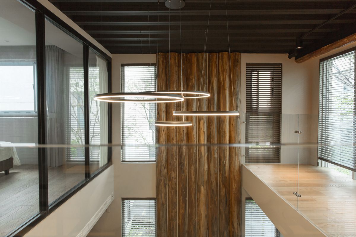 百岳室內空間設計；毛胚屋；民宿；室內設計