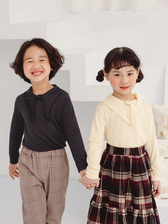 2.7度 Water+水感造型領高彈力發熱衣