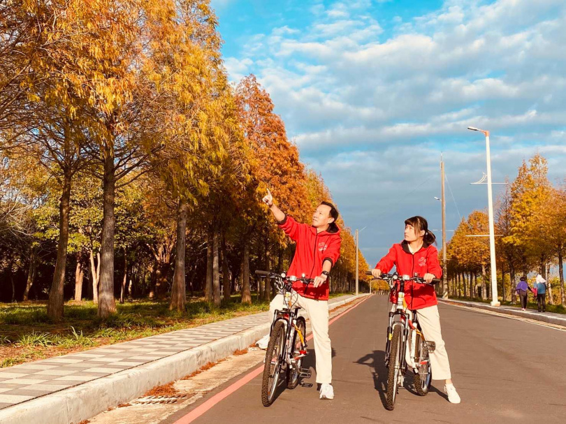 麗寶福容大飯店與麗寶賽車主題旅店皆提供自行車友善設施！