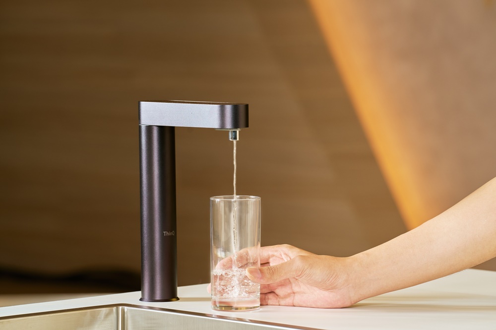 LG PuriCare 推出淨水 Bar 飲水機，主打自動高溫清潔、四重濾淨
