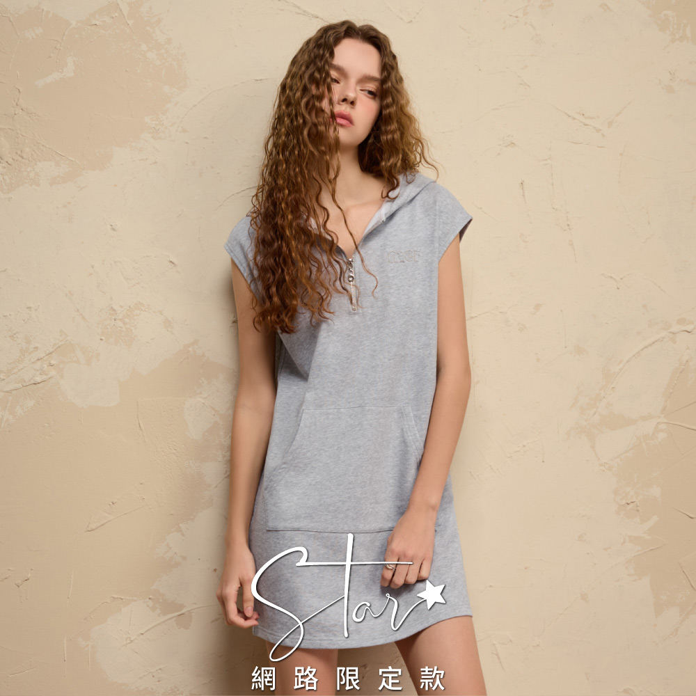 STAR Miu系學院運動風落肩衛衣布連帽洋裝