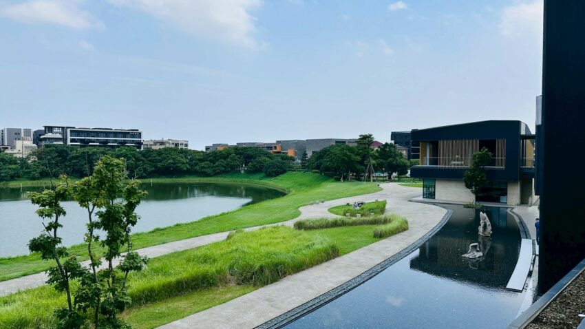 【雨天備案精選】梅雨季怎麼玩？全台10個必訪室內景點，親子、情侶這樣安排！